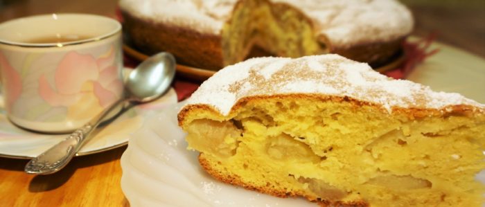 Apple Sponge Cake